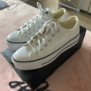 Converse Low Top Platforms (White)